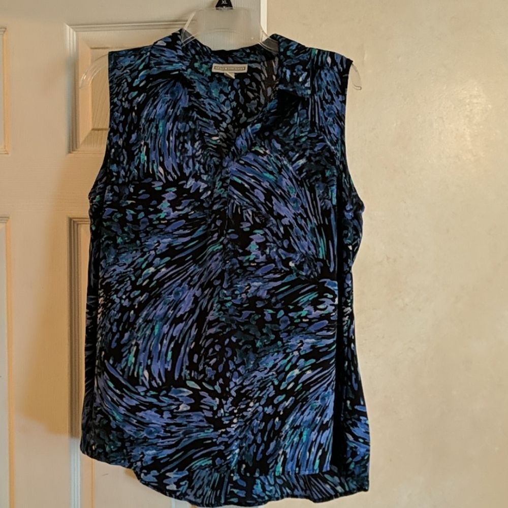 Dana Buchman tank top